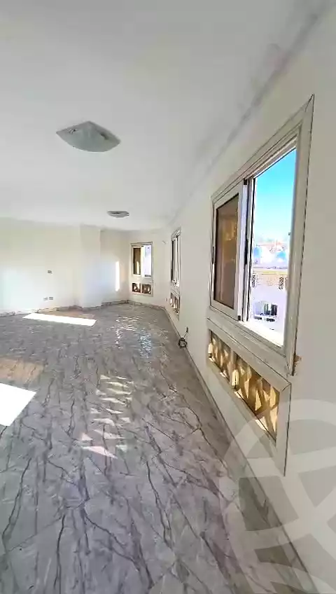 https://aqarmap.com.eg/en/listing/6768229-for-sale-alexandria-lauran-shr-bw-qyr-tryq-lhry