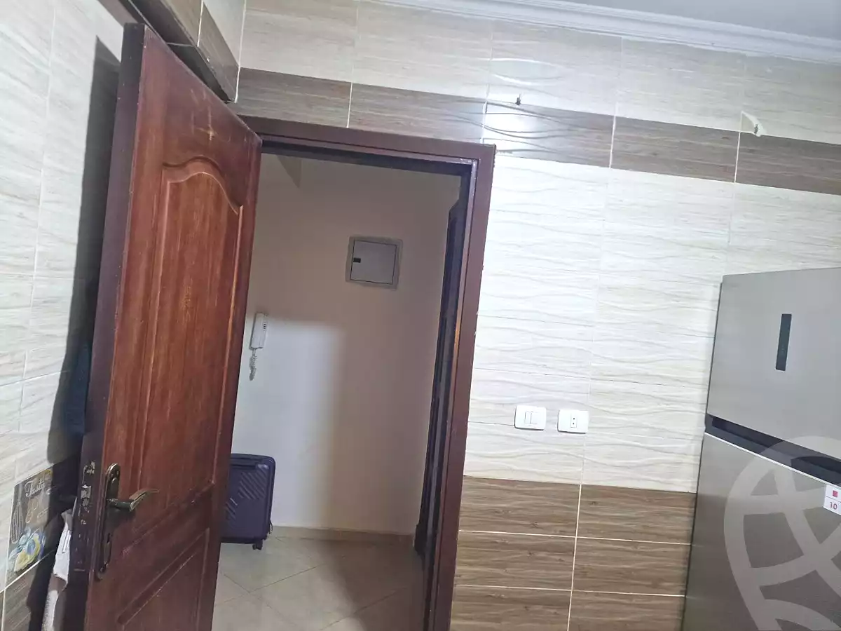 https://aqarmap.com.eg/en/listing/6769336-for-sale-cairo-el-sheikh-zayed-city-compounds-dr-msr