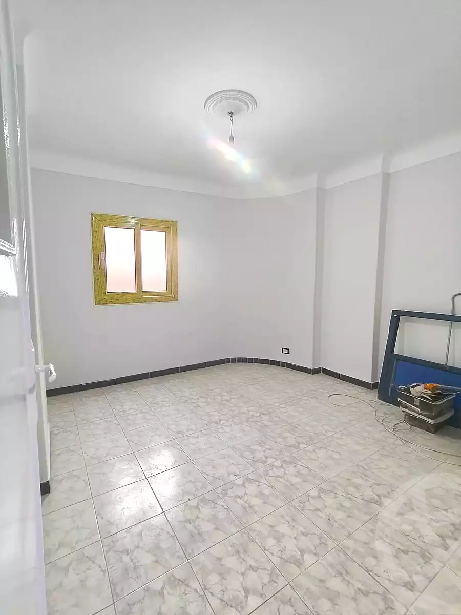 https://aqarmap.com.eg/ar/listing/6769468-for-sale-alexandria-sydy-bshr-sydy-bshr-bhry-gamal-abd-el-nasir-st