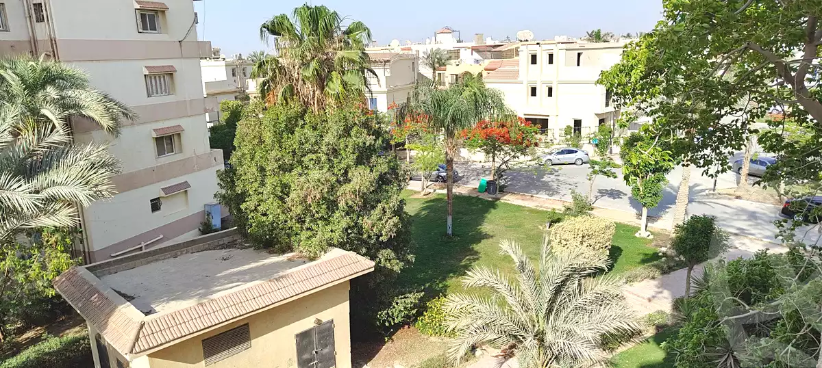 https://aqarmap.com.eg/en/listing/6769522-for-sale-cairo-el-sheikh-zayed-city-compounds-zayed-2000