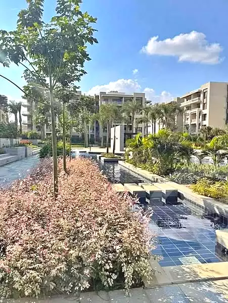 https://aqarmap.com.eg/en/listing/6769747-for-sale-cairo-new-cairo-compounds-the-address-east