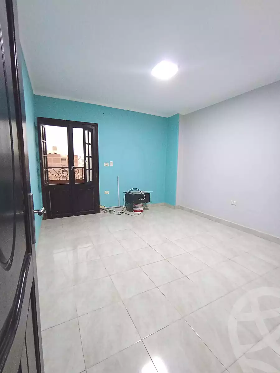 https://aqarmap.com.eg/ar/listing/6770044-for-rent-cairo-helwan-zou-el-fekar-basha-st