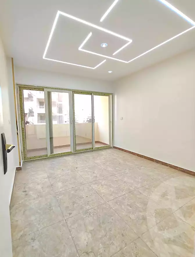 https://aqarmap.com.eg/ar/listing/6770083-for-sale-alexandria-el-asafra-l-sfr-bhry