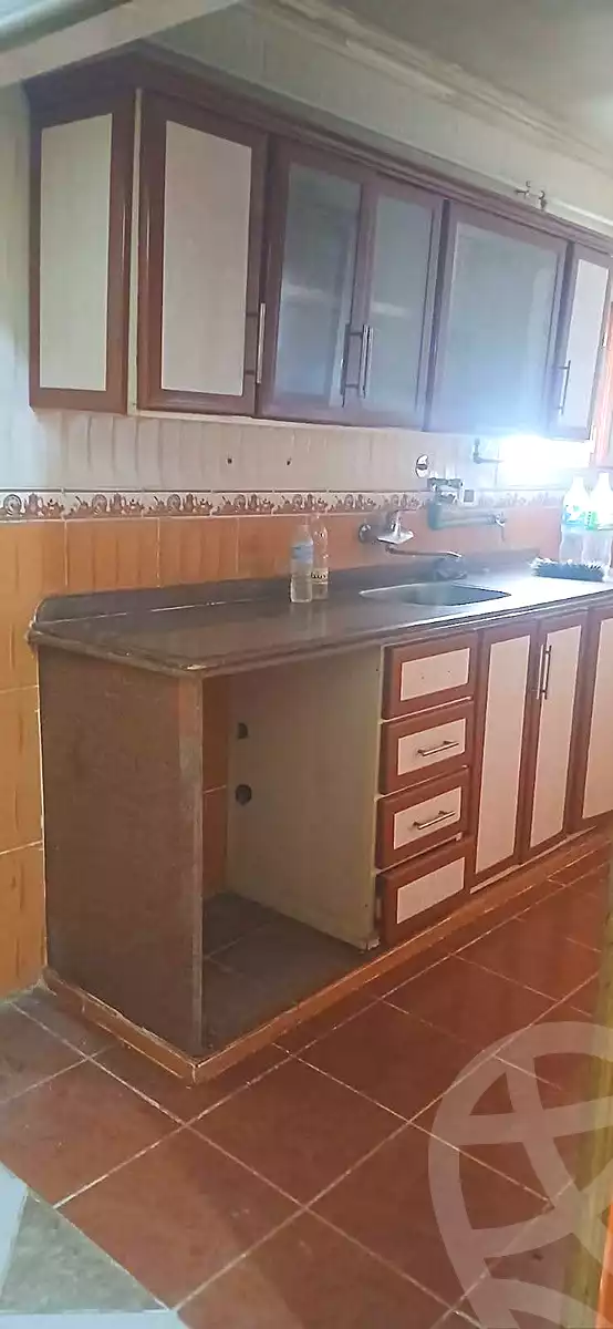 https://aqarmap.com.eg/ar/listing/6770560-for-sale-alexandria-l-jmy-lbytsh-ain-shams-st