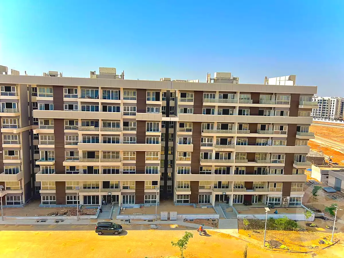https://aqarmap.com.eg/ar/listing/6770544-for-sale-cairo-new-administrative-capital-r7-scenario