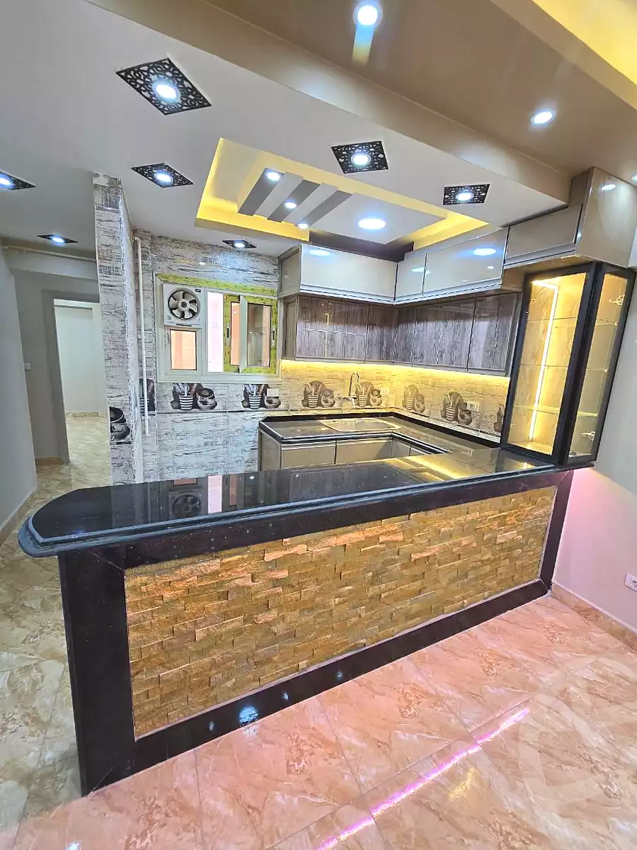 https://aqarmap.com.eg/ar/listing/6770665-for-sale-alexandria-new-miami-street-10