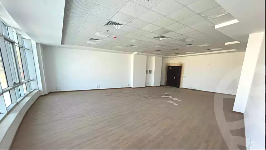 https://aqarmap.com.eg/ar/listing/6770698-for-rent-cairo-new-cairo-compounds-sntrw-mwl
