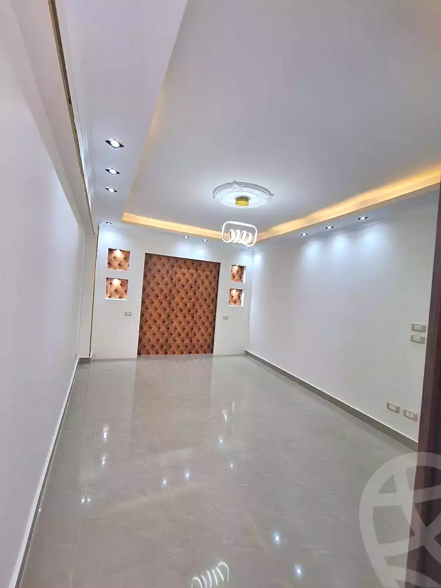 https://aqarmap.com.eg/ar/listing/6770933-for-sale-alexandria-sydy-bshr-sydy-bshr-bhry-shr-mhmwd-l-yswy