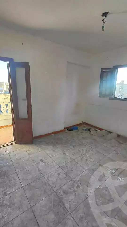 https://aqarmap.com.eg/ar/listing/6771303-for-sale-alexandria-sydy-bshr-shr-mlk-hfny