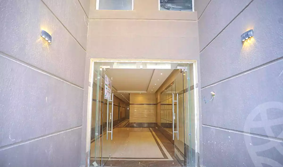 https://aqarmap.com.eg/en/listing/6771604-for-sale-cairo-new-administrative-capital-r8-de-joya-4-compound-taj-misr