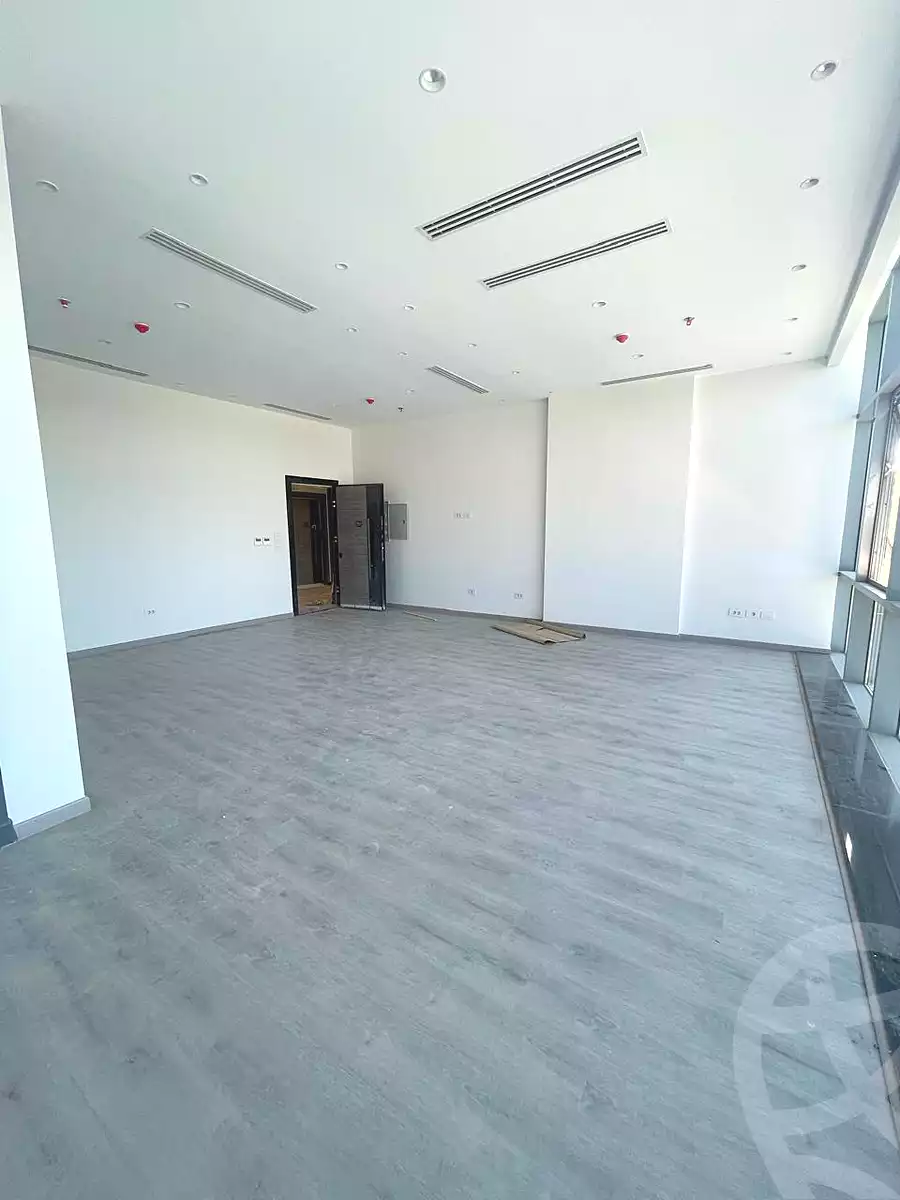 https://aqarmap.com.eg/ar/listing/6771657-for-rent-cairo-new-cairo-compounds-dh-lydj