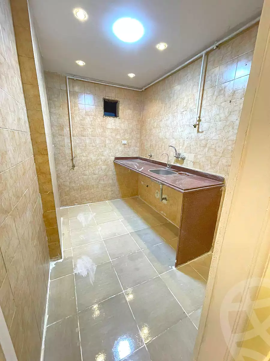 https://aqarmap.com.eg/ar/listing/6772574-for-sale-alexandria-sydy-bshr-sydy-bshr-bhry-gamal-abd-el-nasir-st