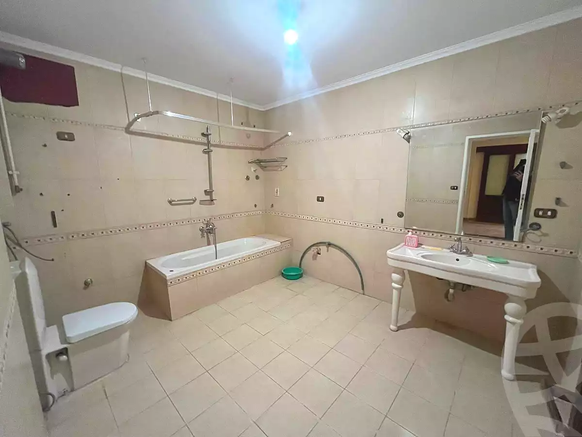 https://aqarmap.com.eg/ar/listing/6772718-for-rent-alexandria-ganaklis