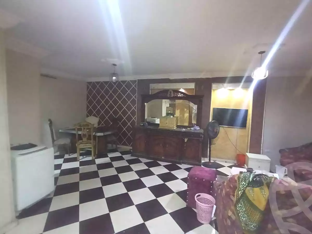 https://aqarmap.com.eg/ar/listing/6772767-for-rent-cairo-faisal-kafr-tohormos-queen-nazli-st