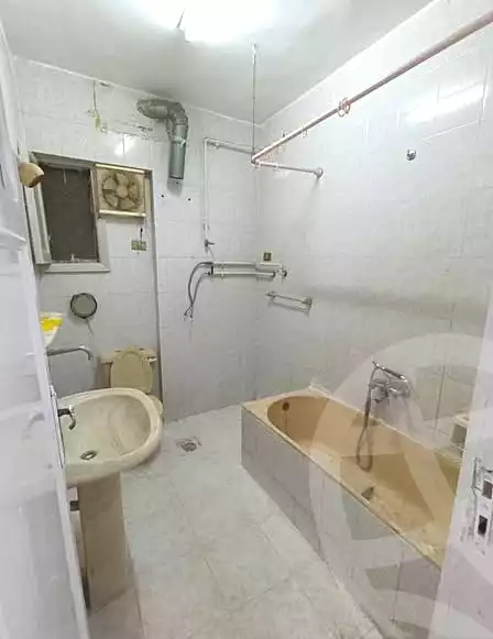 https://aqarmap.com.eg/ar/listing/6772913-for-sale-alexandria-el-mandara-shr-jml-bd-lnsr