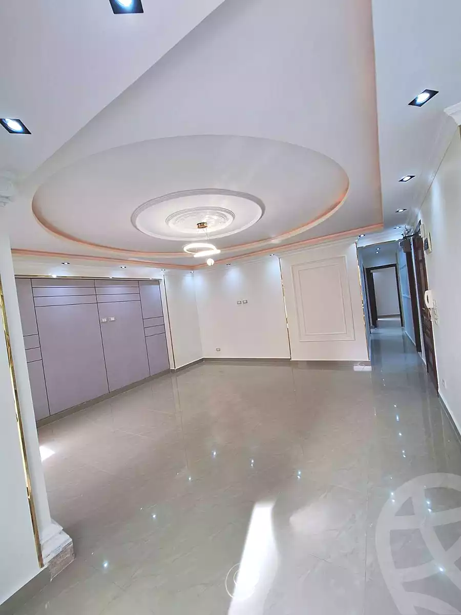 https://aqarmap.com.eg/ar/listing/6773059-for-sale-alexandria-sydy-bshr-sydy-bshr-bhry