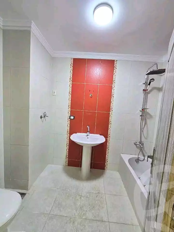 https://aqarmap.com.eg/en/listing/6773194-for-sale-alexandria-el-saraya-el-geish-rd