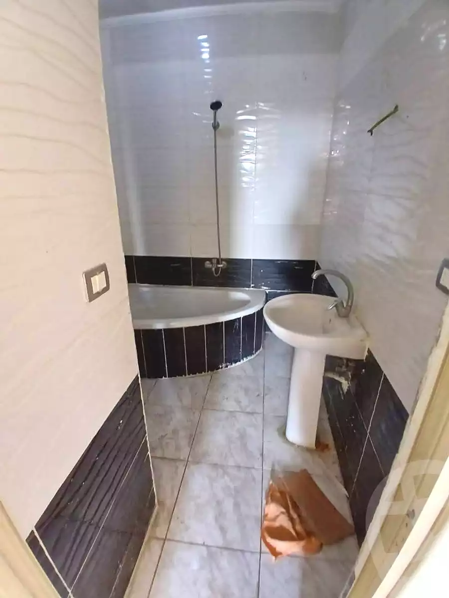 https://aqarmap.com.eg/ar/listing/6773461-for-sale-alexandria-fyktwry-shr-jml-bd-lnsr