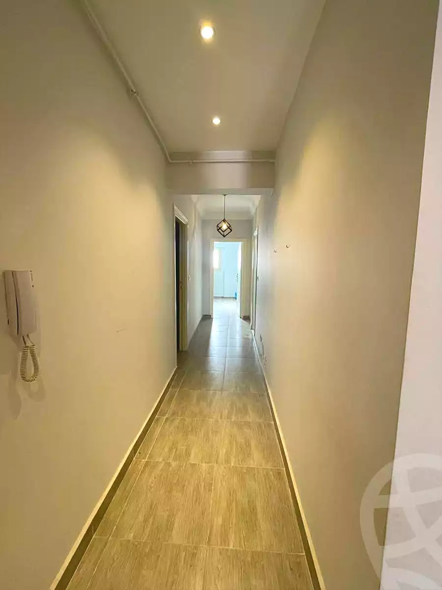 https://aqarmap.com.eg/ar/listing/6773647-for-sale-alexandria-sydy-bshr-sydy-bshr-bhry-shr-mhmd-njyb