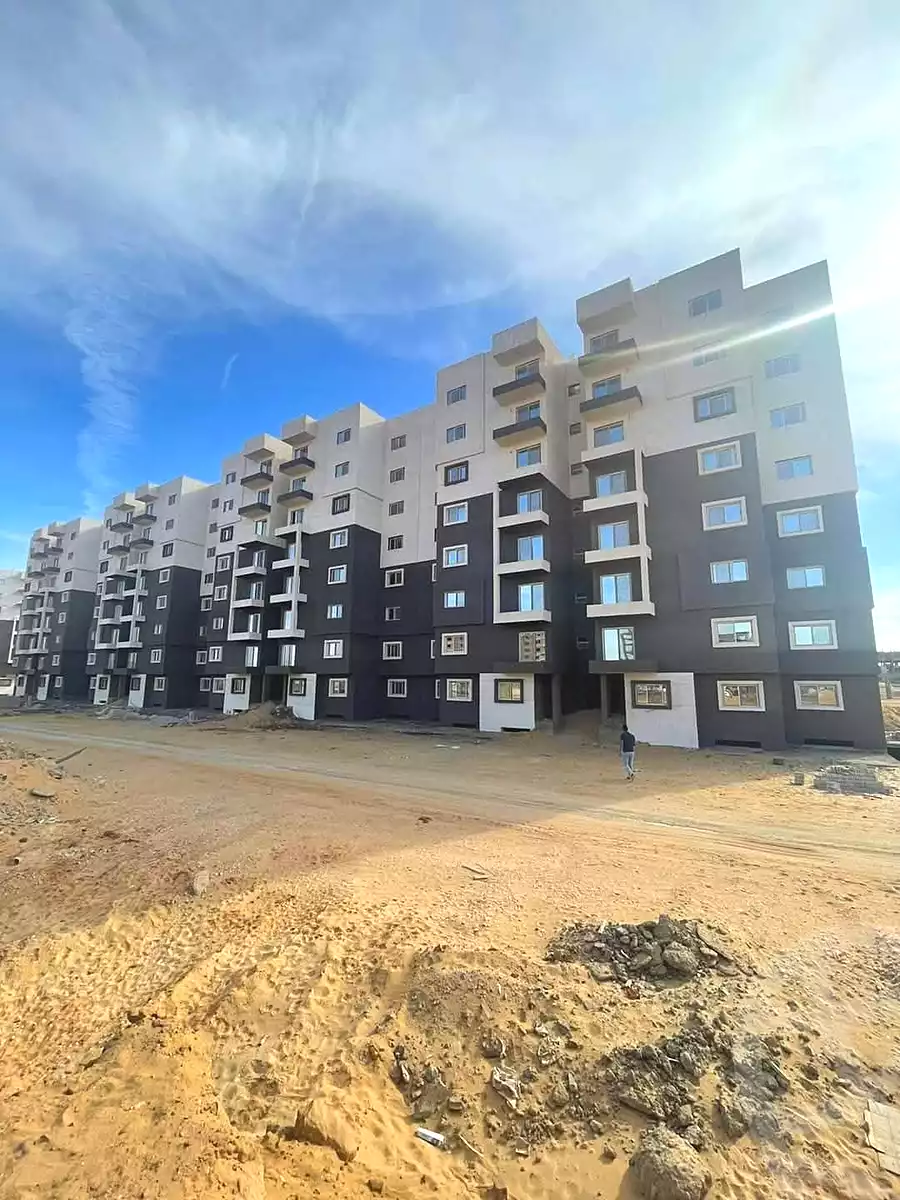 https://aqarmap.com.eg/ar/listing/6773735-for-sale-cairo-new-administrative-capital-r7-kmbwnd-stw