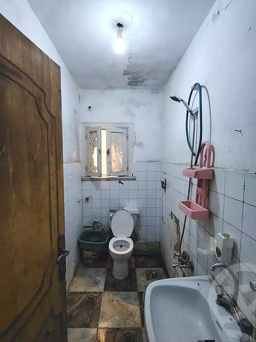 https://aqarmap.com.eg/ar/listing/6773784-for-sale-alexandria-l-jmy-lbytsh-al-andalous-wa-al-hgaz-st