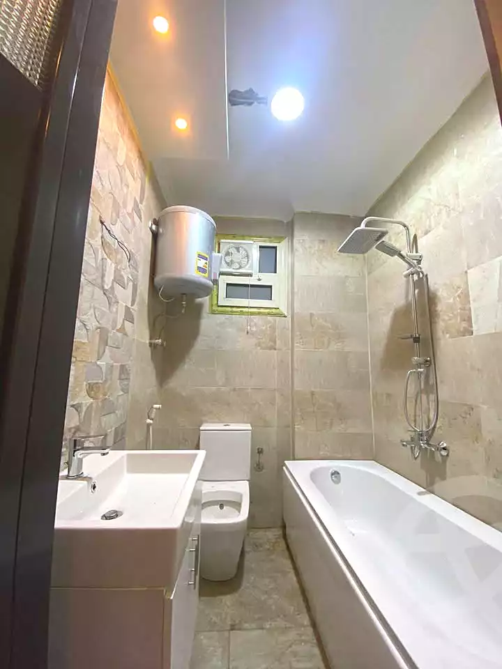 https://aqarmap.com.eg/ar/listing/6773965-for-sale-cairo-ain-shams-alf-maskn