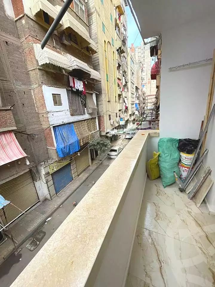 https://aqarmap.com.eg/ar/listing/6774808-for-sale-alexandria-el-asafra-shr-45