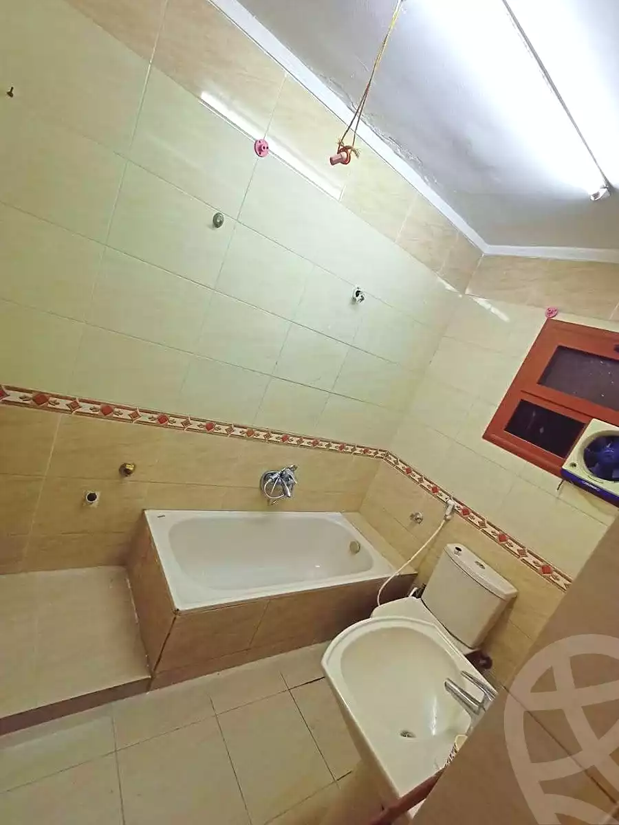 https://aqarmap.com.eg/ar/listing/6775011-for-sale-cairo-helwan-helwan-el-sharkeya-khesro-basha-st