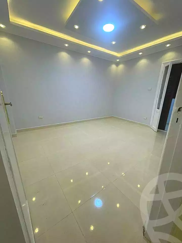 https://aqarmap.com.eg/en/listing/6775065-for-sale-alexandria-el-mandara-alex-el-mandara-bahri