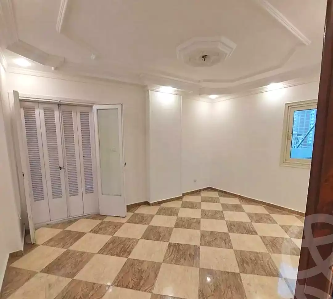 https://aqarmap.com.eg/ar/listing/6775131-for-sale-alexandria-el-asafra-l-sfr-bhry