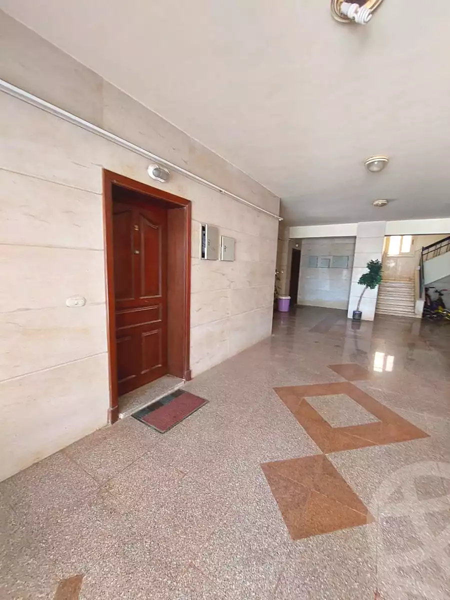 https://aqarmap.com.eg/ar/listing/6775479-for-rent-cairo-el-sheikh-zayed-city-compounds-el-khamayel