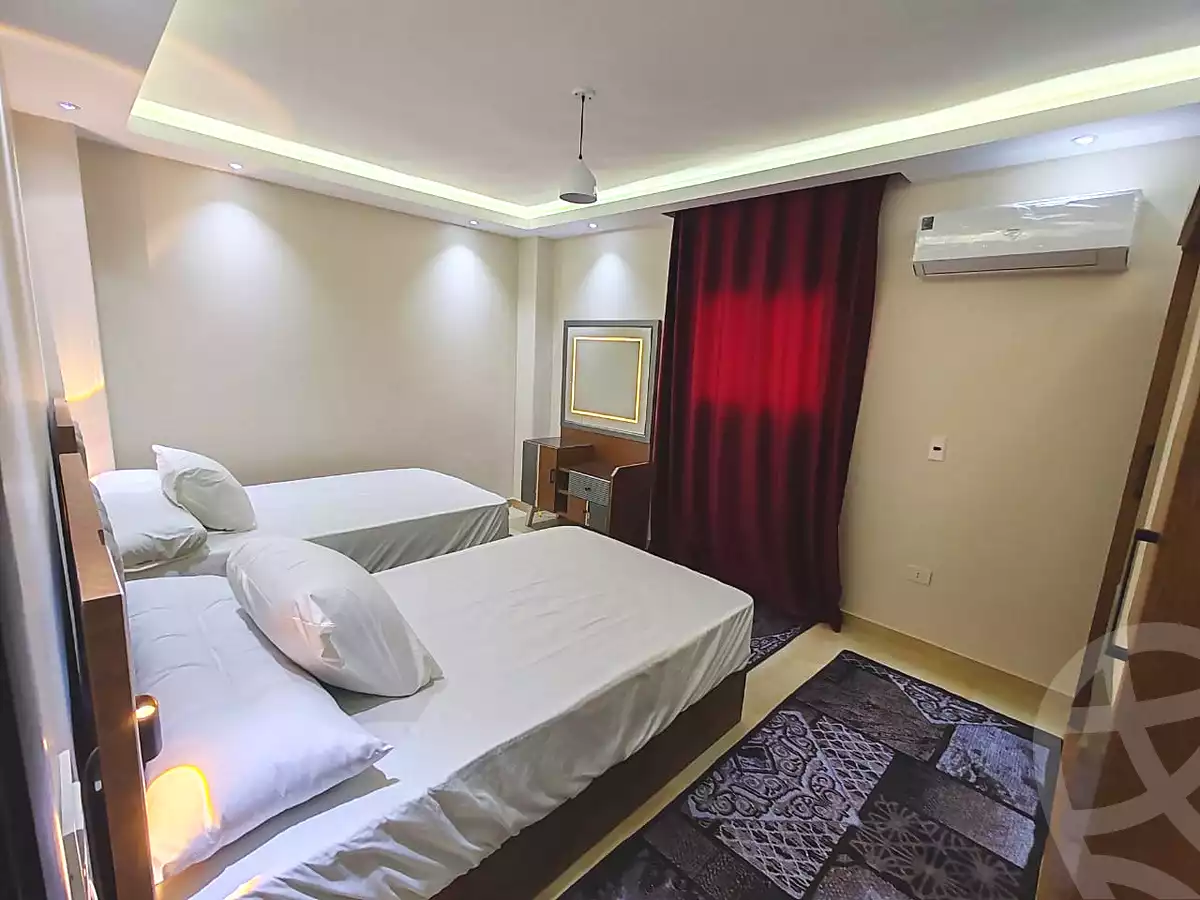 https://aqarmap.com.eg/ar/listing/6775580-for-sale-cairo-el-sheikh-zayed-city-el-hay-elthamen-area-1