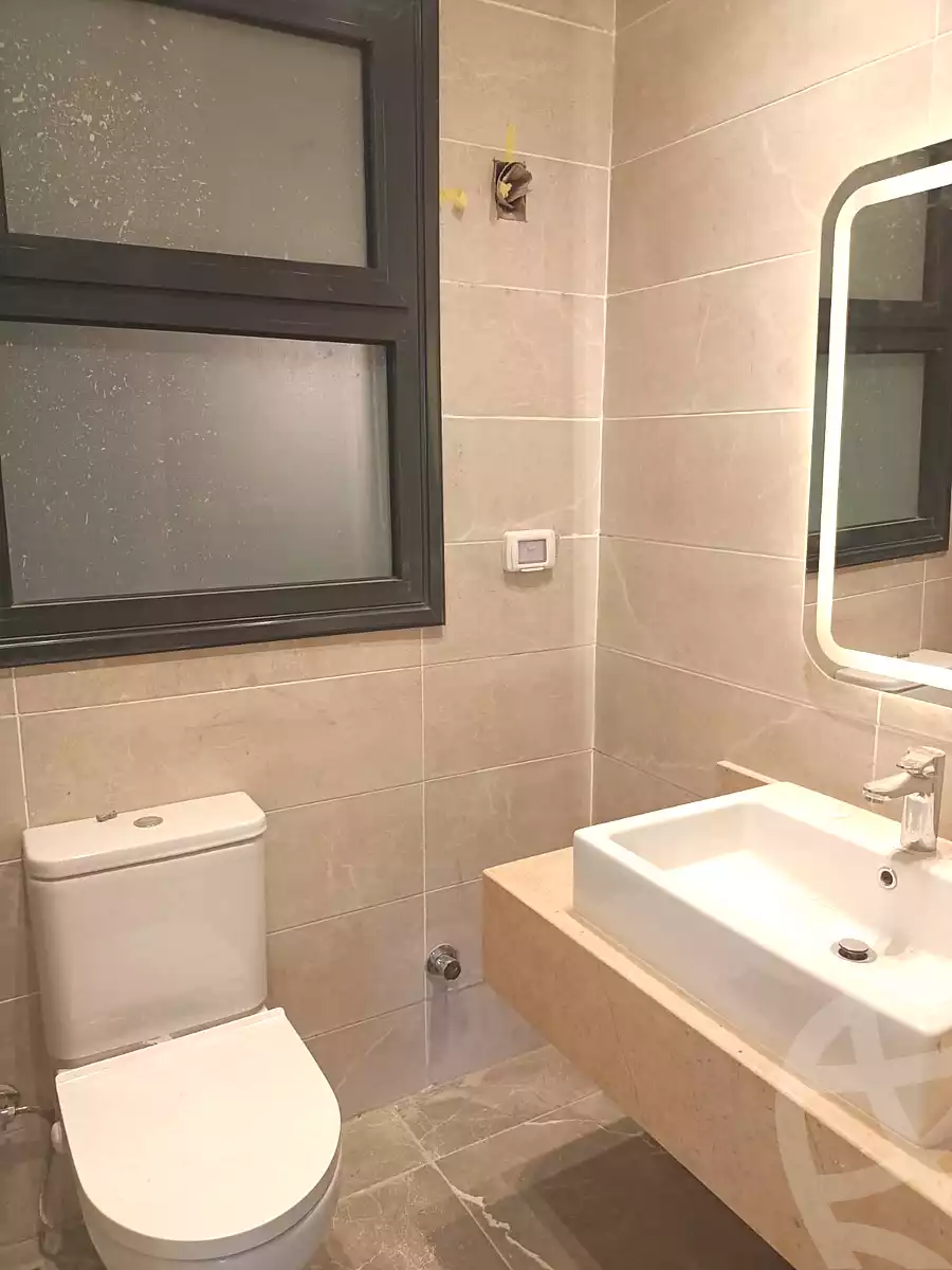 https://aqarmap.com.eg/ar/listing/6775837-for-rent-cairo-el-sheikh-zayed-city-compounds-kmbwnd-fyldj-wyst-dr-llttwyr