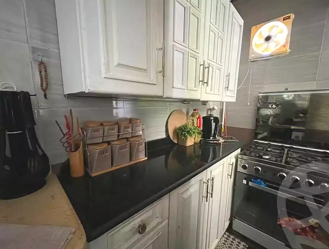 https://aqarmap.com.eg/ar/listing/6776455-for-sale-alexandria-sydy-bshr-sydy-bshr-bhry-gamal-abd-el-nasir-st
