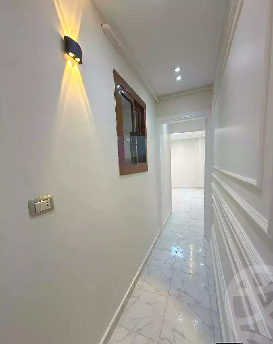 https://aqarmap.com.eg/ar/listing/6777189-for-sale-alexandria-l-jmy-lbytsh-al-samalehy-1-st
