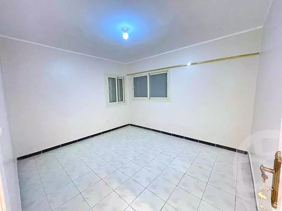 https://aqarmap.com.eg/ar/listing/6777773-for-sale-alexandria-miami