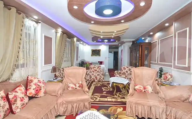 https://aqarmap.com.eg/en/listing/6777999-for-sale-alexandria-el-montazah