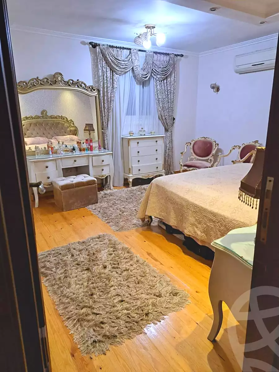 https://aqarmap.com.eg/en/listing/6778053-for-sale-alexandria-moharram-bey-ali-al-askandarani-st