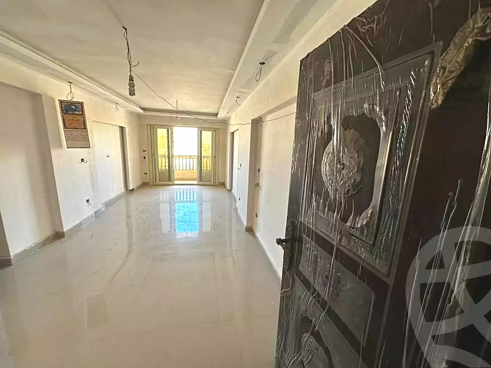https://aqarmap.com.eg/ar/listing/6778878-for-sale-alexandria-moharram-bey-grin-st