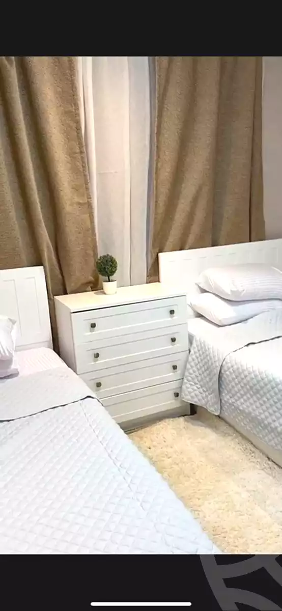https://aqarmap.com.eg/ar/listing/6780439-for-rent-cairo-el-sheikh-zayed-city-compounds-dh-drys
