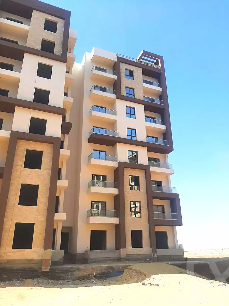 https://aqarmap.com.eg/en/listing/6780464-for-sale-cairo-new-administrative-capital-r8-mynwrk