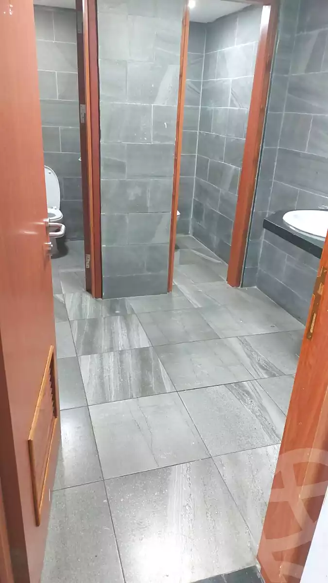 https://aqarmap.com.eg/ar/listing/6780535-for-rent-cairo-el-sheikh-zayed-city-compounds-agora-makeplace
