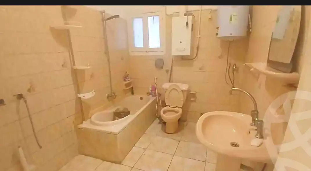 https://aqarmap.com.eg/ar/listing/6781181-for-sale-alexandria-ganaklis