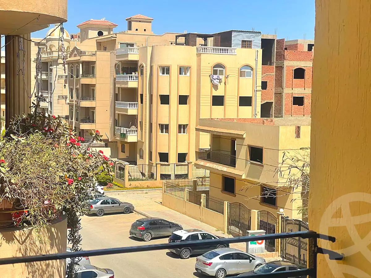 https://aqarmap.com.eg/ar/listing/6781218-for-rent-cairo-6th-of-october-el-hay-el-motamyz-fourth-touristic-village