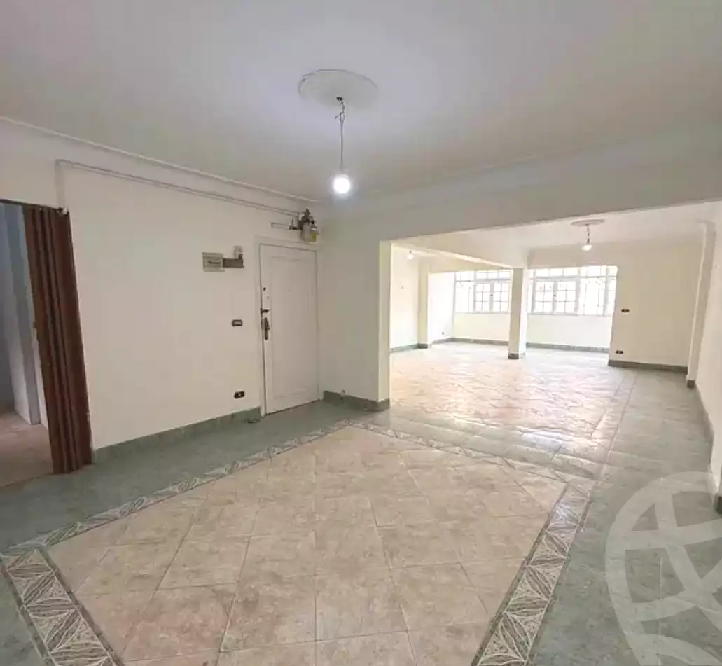 https://aqarmap.com.eg/en/listing/6781544-for-sale-alexandria-el-asafra-l-sfr-bhry