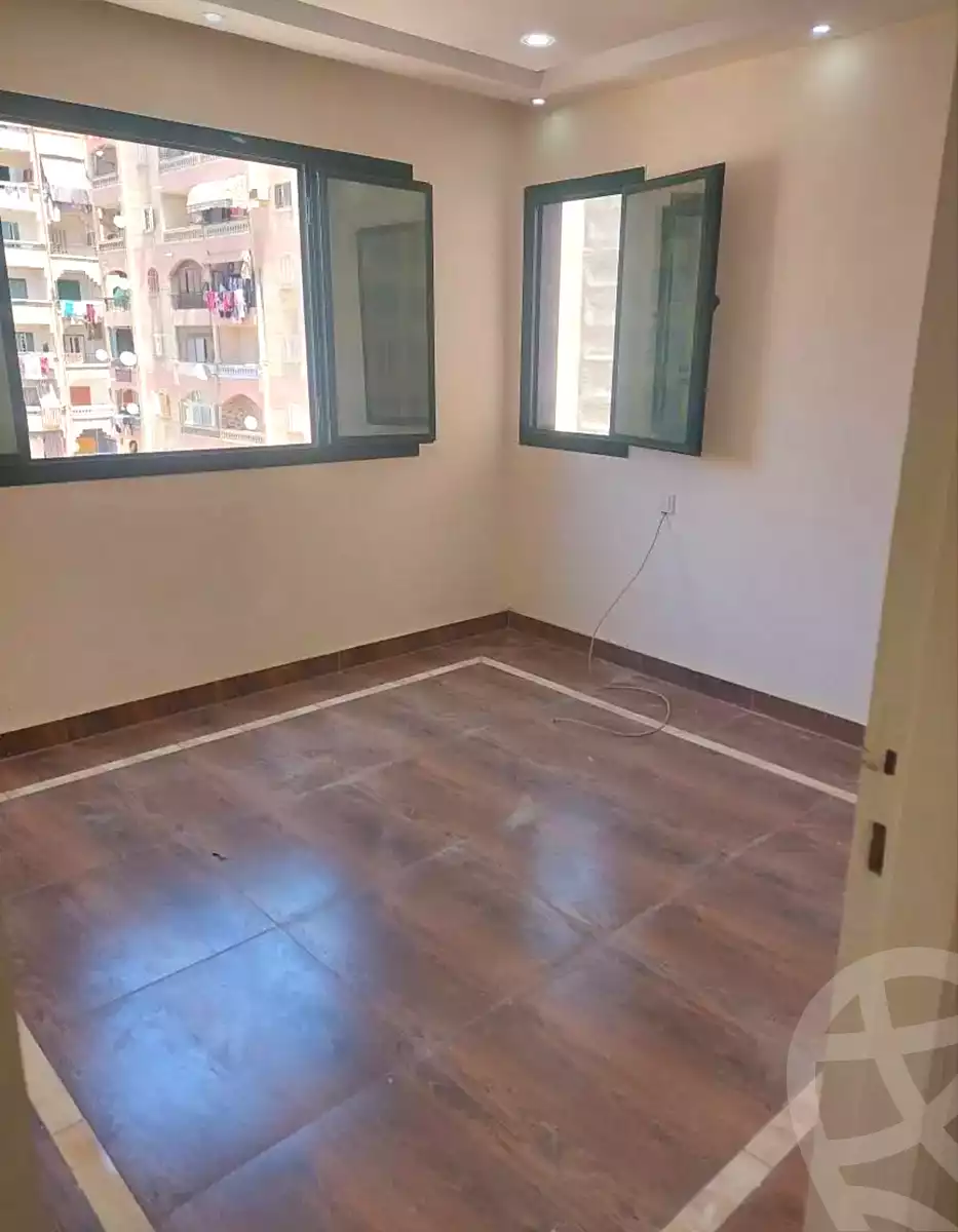 https://aqarmap.com.eg/ar/listing/6781597-for-sale-alexandria-el-mandara-alex-el-mandara-qebli