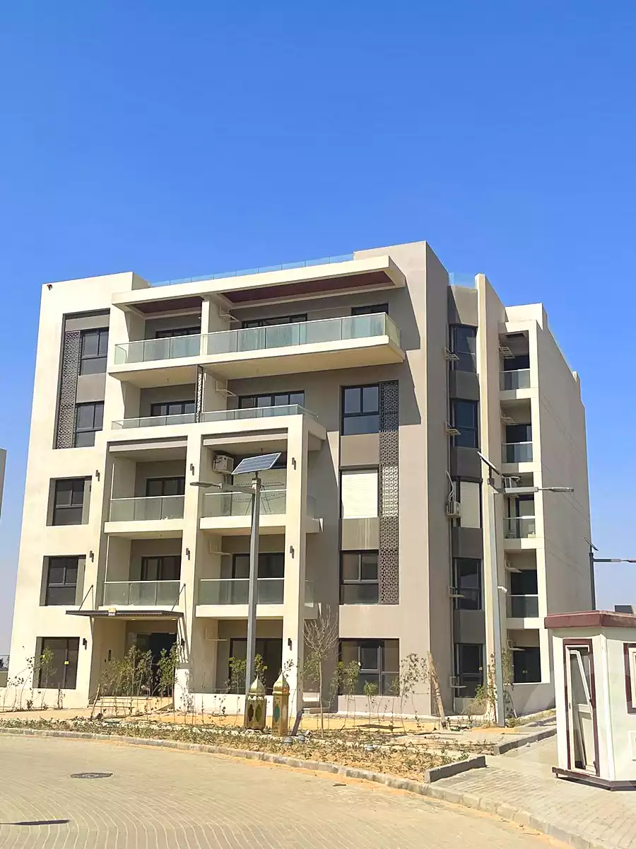 https://aqarmap.com.eg/ar/listing/6781763-for-sale-cairo-new-cairo-compounds-hyde-park-centre-ville-hyde-park