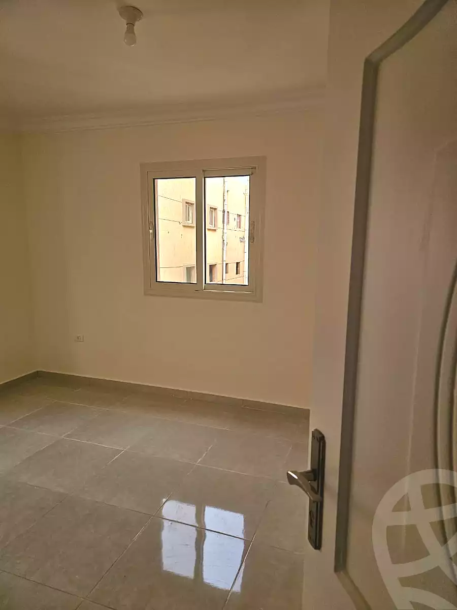 https://aqarmap.com.eg/ar/listing/6781815-for-rent-cairo-6th-of-october-el-tawsaat-el-shamalya-hy-2000-qt