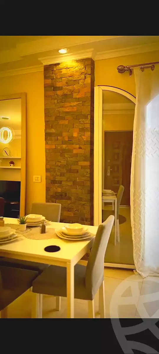 https://aqarmap.com.eg/ar/listing/6781822-for-rent-cairo-el-sheikh-zayed-city-el-hay-elthamen