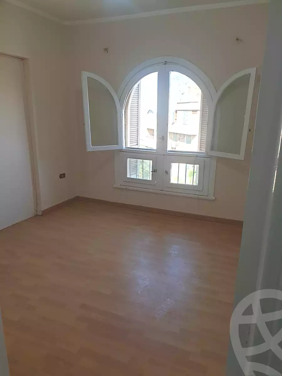 https://aqarmap.com.eg/ar/listing/6782142-for-sale-cairo-el-sheikh-zayed-city-el-hay-elawel-street-10